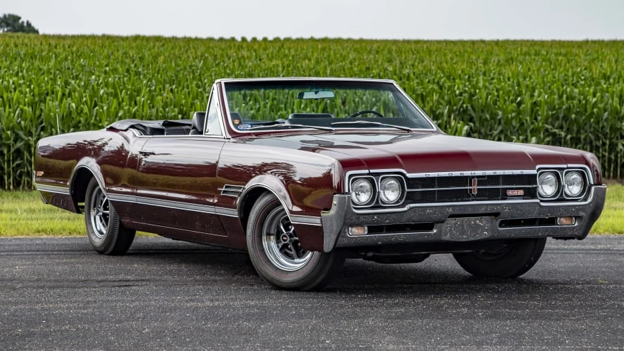 1966 Oldsmobile 442 1st Gen - Image 13 of 15