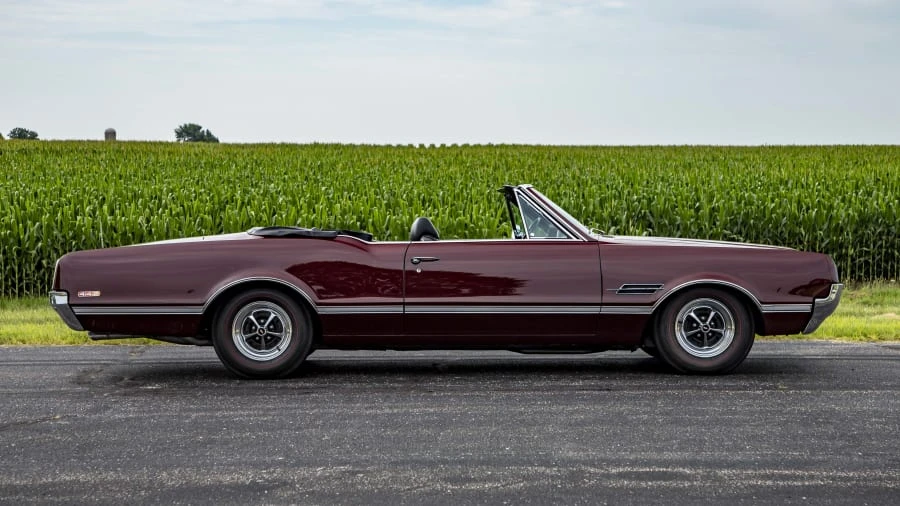 1966 Oldsmobile 442 1st Gen - Image 15 of 15
