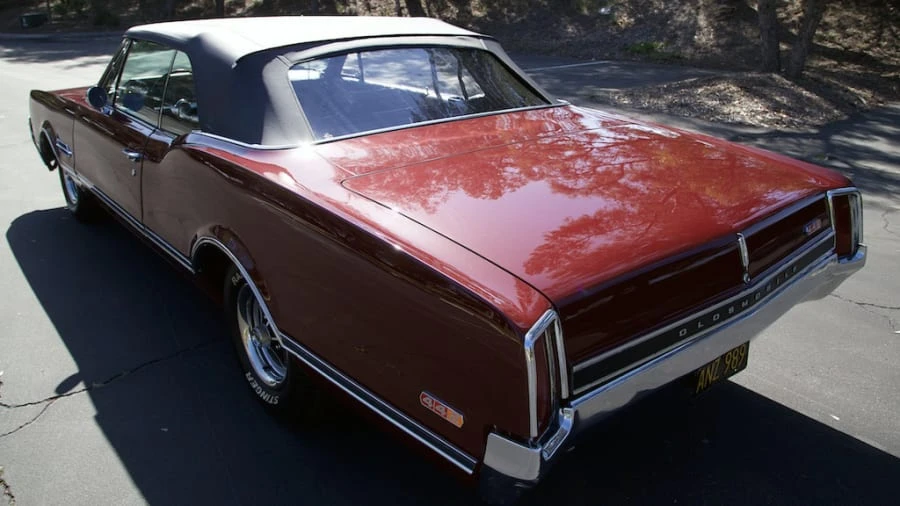1966 Oldsmobile 442 1st Gen - Image 9 of 11