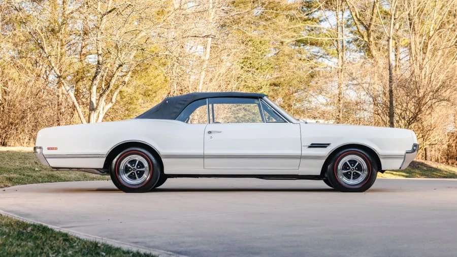 1966 Oldsmobile 442 1st Gen - Image 4 of 31