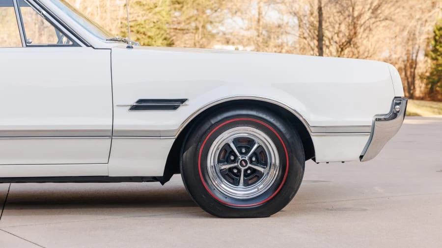 1966 Oldsmobile 442 1st Gen - Image 6 of 31