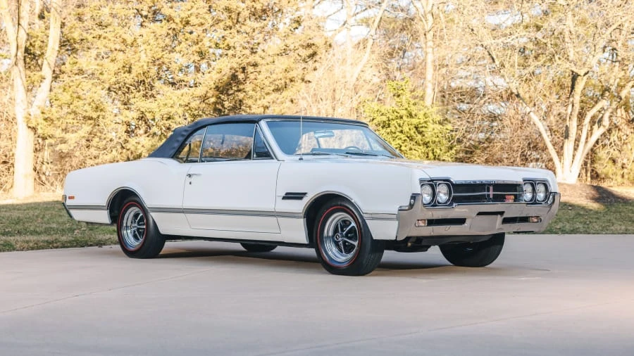 1966 Oldsmobile 442 1st Gen - Image 7 of 31