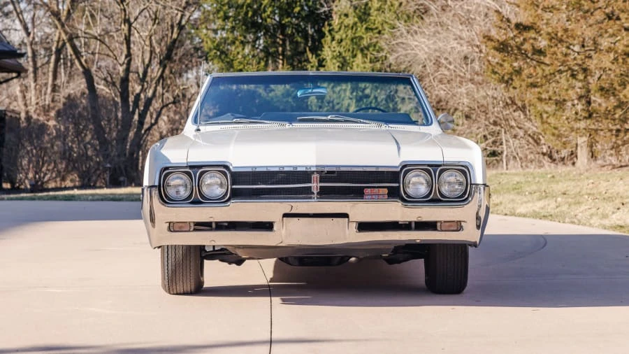 1966 Oldsmobile 442 1st Gen - Image 9 of 31