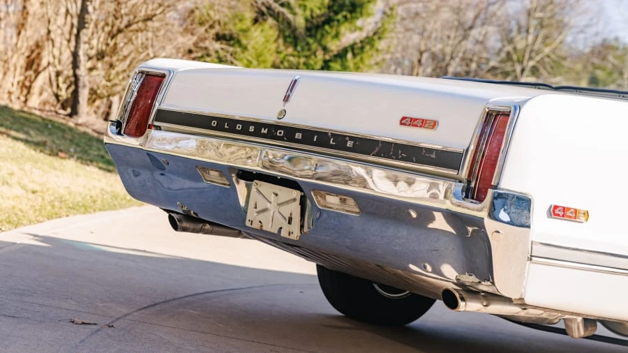 1966 Oldsmobile 442 1st Gen - Image 17 of 31