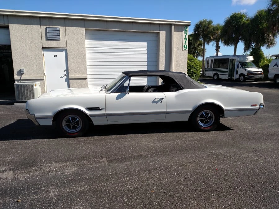 1966 Oldsmobile 442 1st Gen - Image 5 of 6