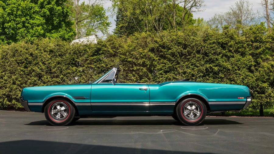 1966 Oldsmobile 442 1st Gen - Image 2 of 20