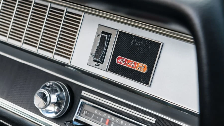 1966 Oldsmobile 442 1st Gen - Image 17 of 20