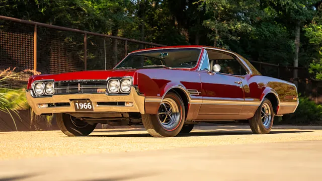 1966 Oldsmobile 442 Holiday Coupe