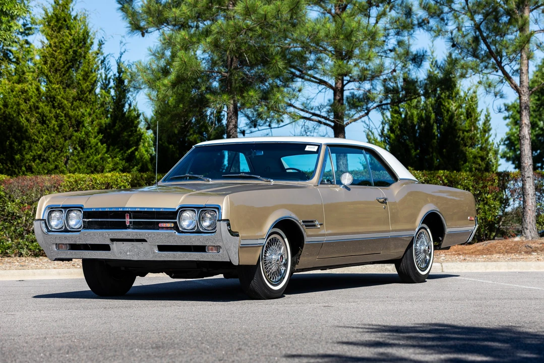 1966 Oldsmobile - Image 2 of 31