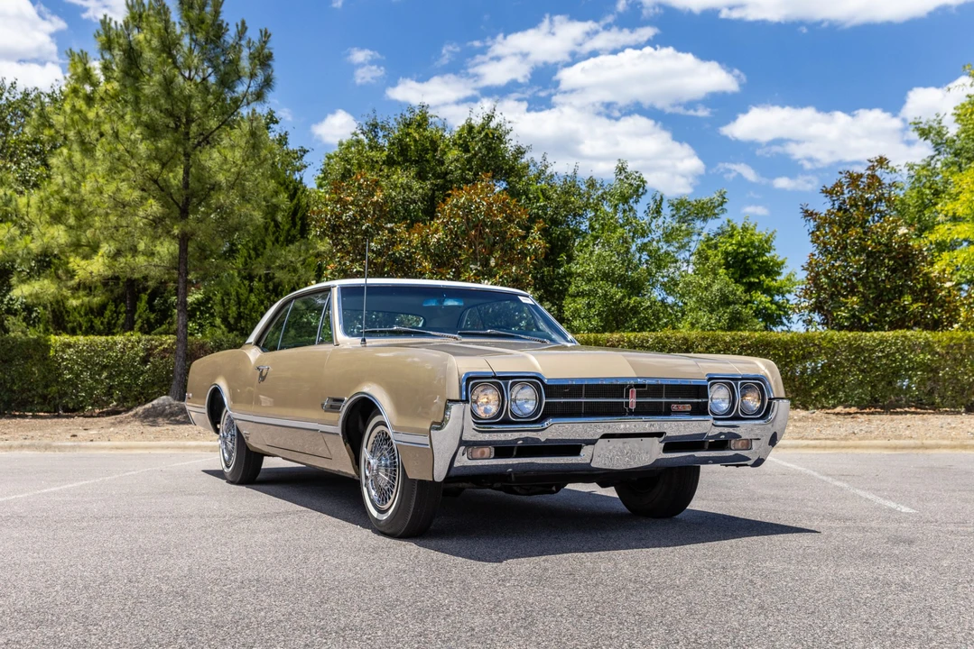 1966 Oldsmobile - Image 21 of 31