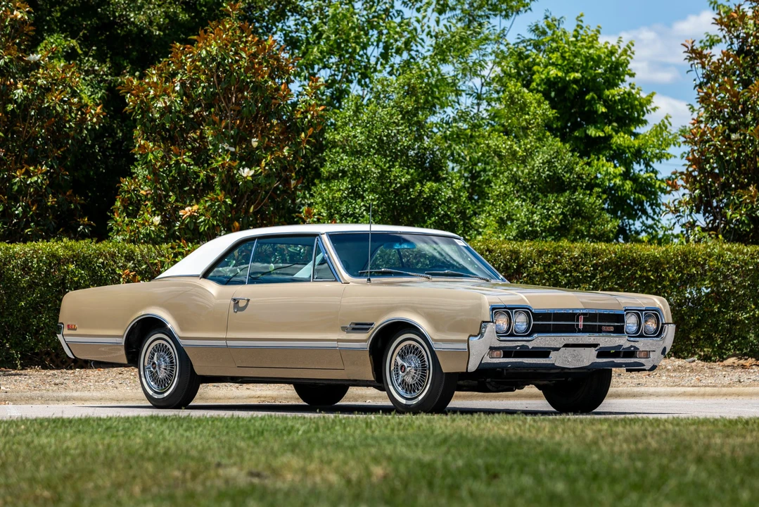 1966 Oldsmobile - Image 26 of 31