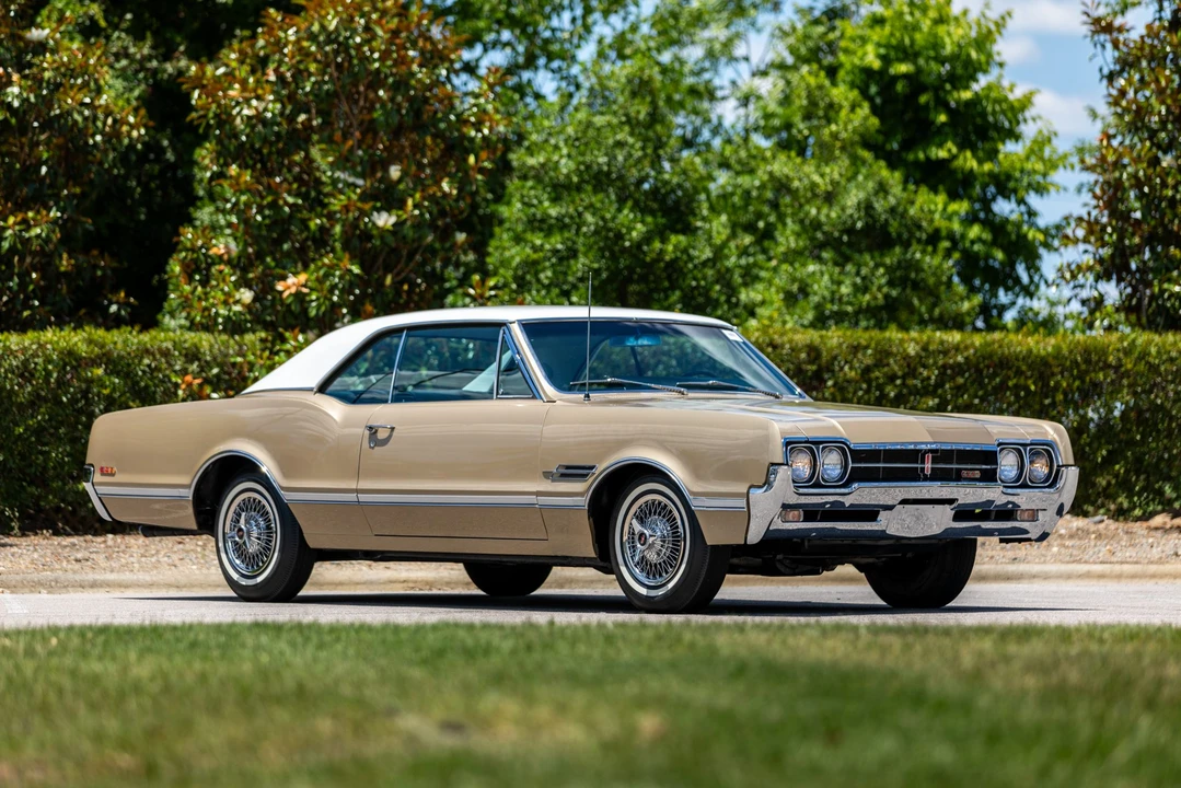 1966 Oldsmobile - Image 28 of 31