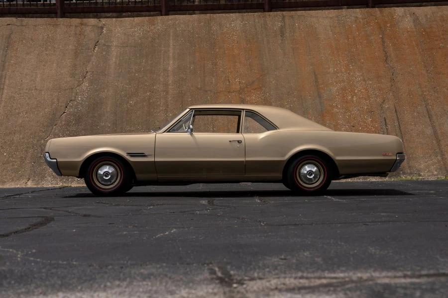1966 Oldsmobile 442 1st Gen - Image 21 of 31