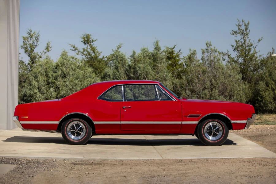1966 Oldsmobile 442 1st Gen - Image 20 of 31