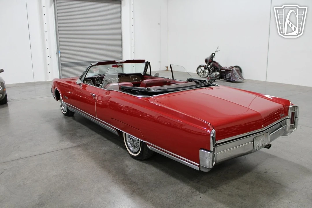 1966 Oldsmobile 98 - Image 10 of 12