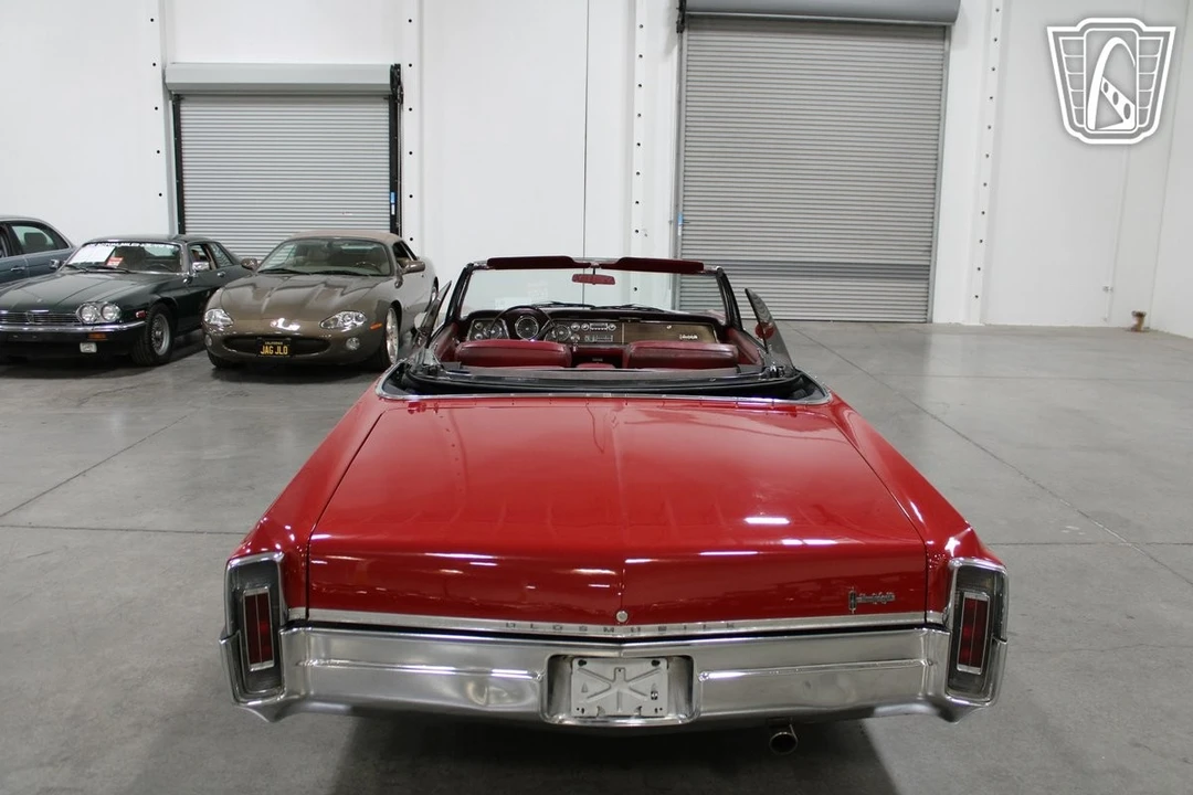 1966 Oldsmobile 98 - Image 11 of 12