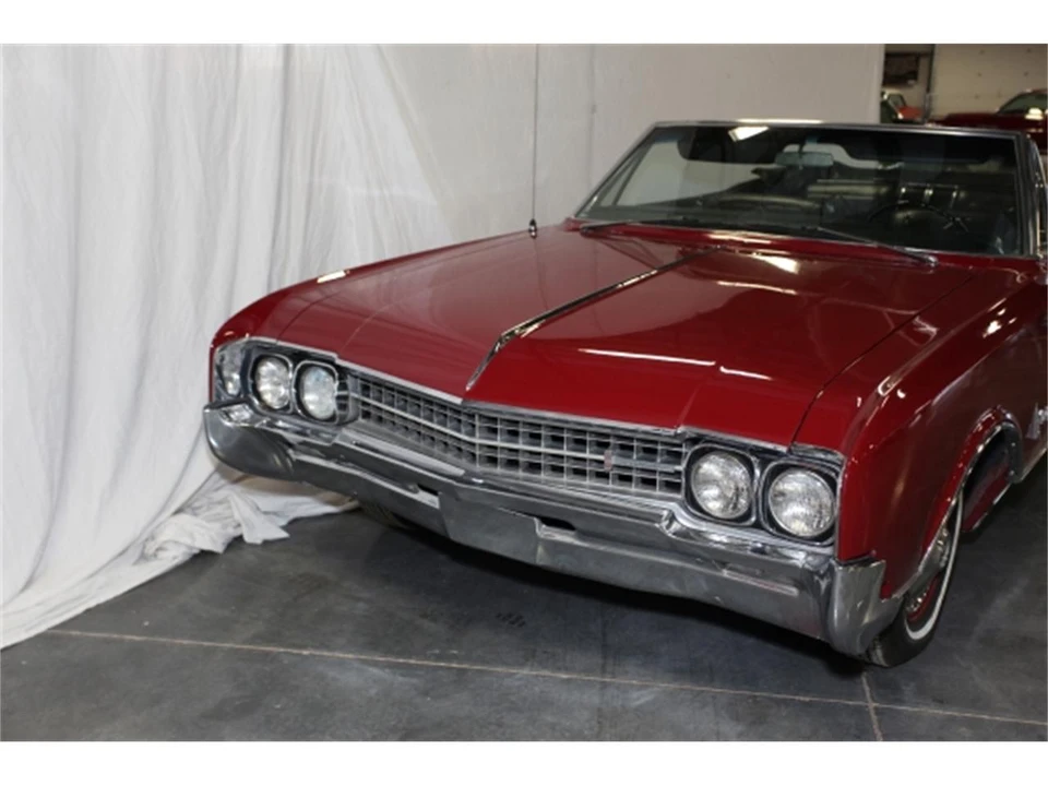 1966 Oldsmobile 98 - Image 6 of 9