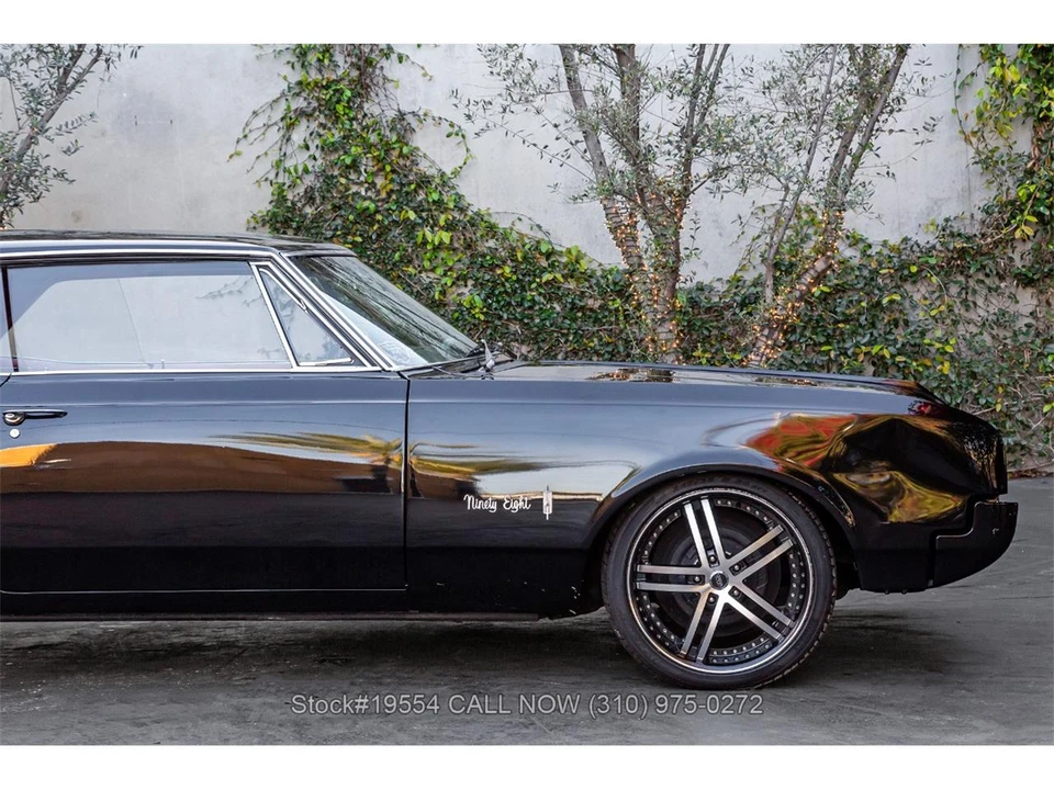 1966 Oldsmobile 98 - Image 10 of 31