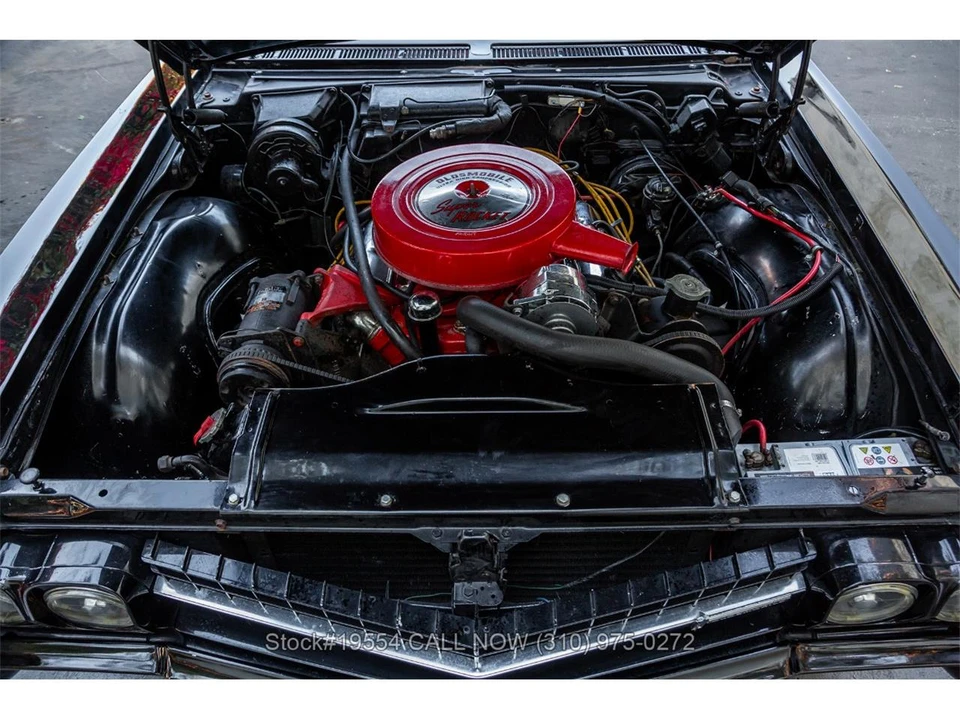 1966 Oldsmobile 98 - Image 25 of 31