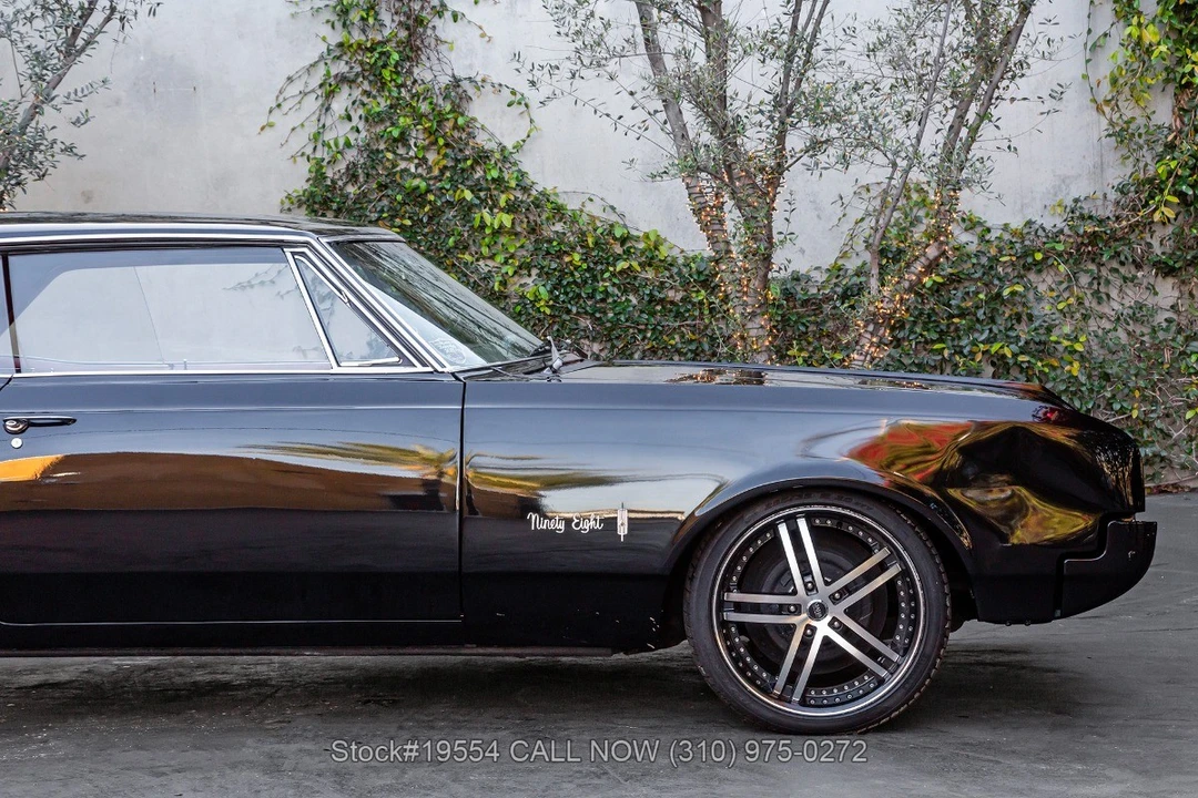 1966 Oldsmobile 98 - Image 11 of 31