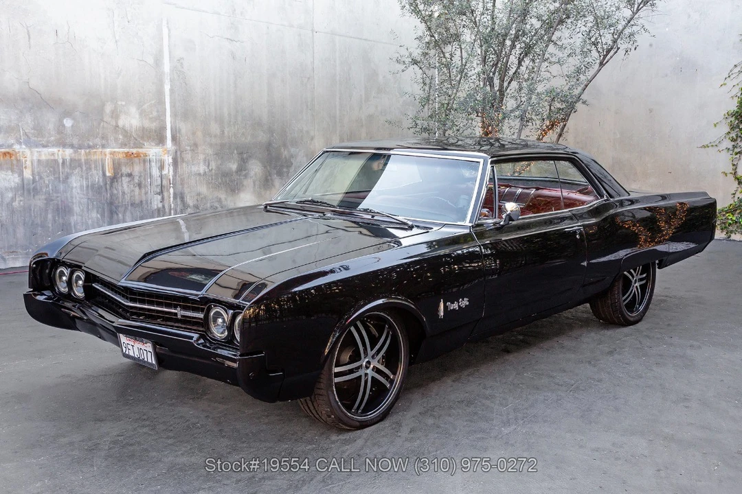 1966 Oldsmobile 98 - Image 9 of 31
