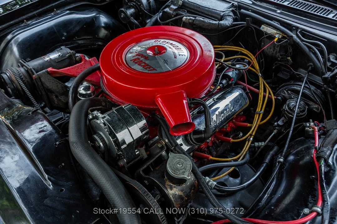 1966 Oldsmobile 98 - Image 25 of 31