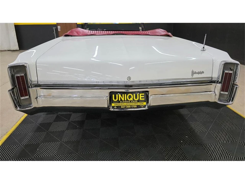 1966 Oldsmobile 98 - Image 16 of 31