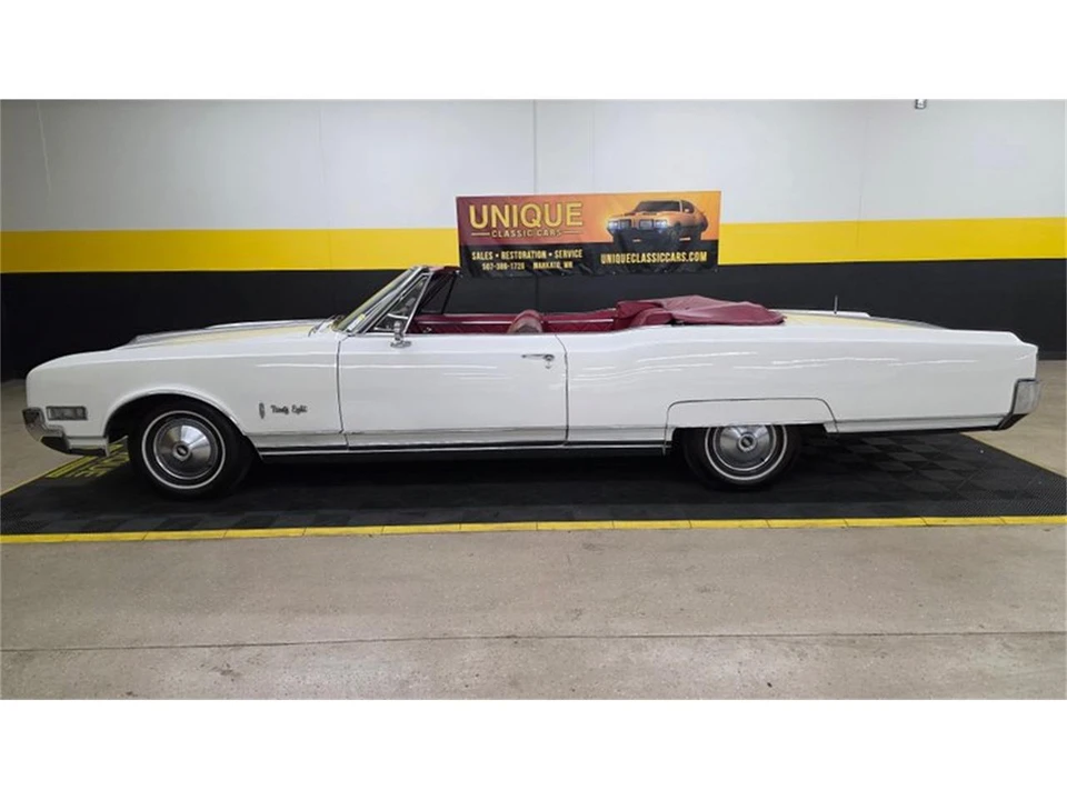 1966 Oldsmobile 98 - Image 7 of 31