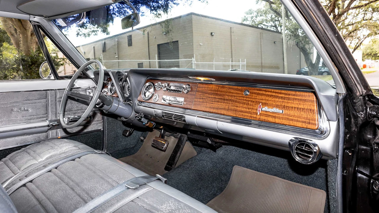 1966 Oldsmobile 98 - Image 26 of 31