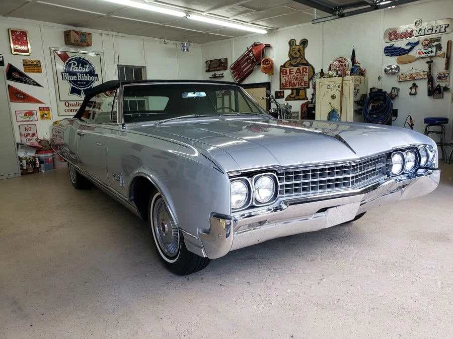 1966 Oldsmobile 98 - Image 22 of 31