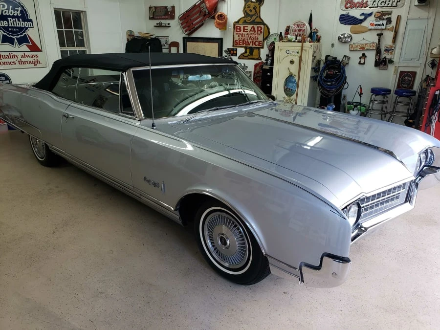 1966 Oldsmobile 98 - Image 23 of 31
