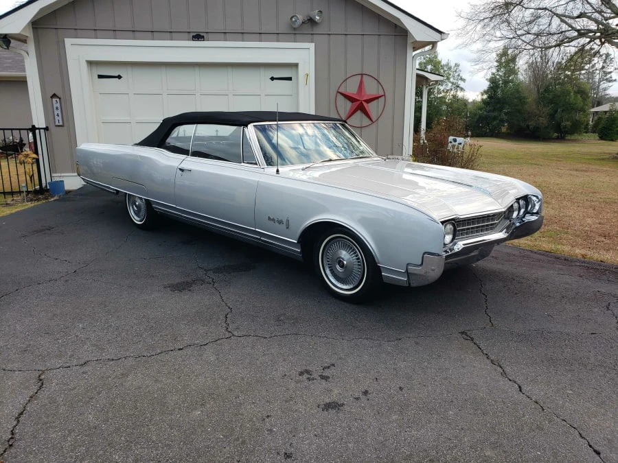 1966 Oldsmobile 98 - Image 24 of 31