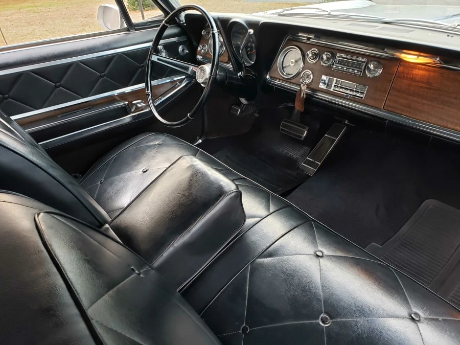 1966 Oldsmobile 98 - Image 4 of 31