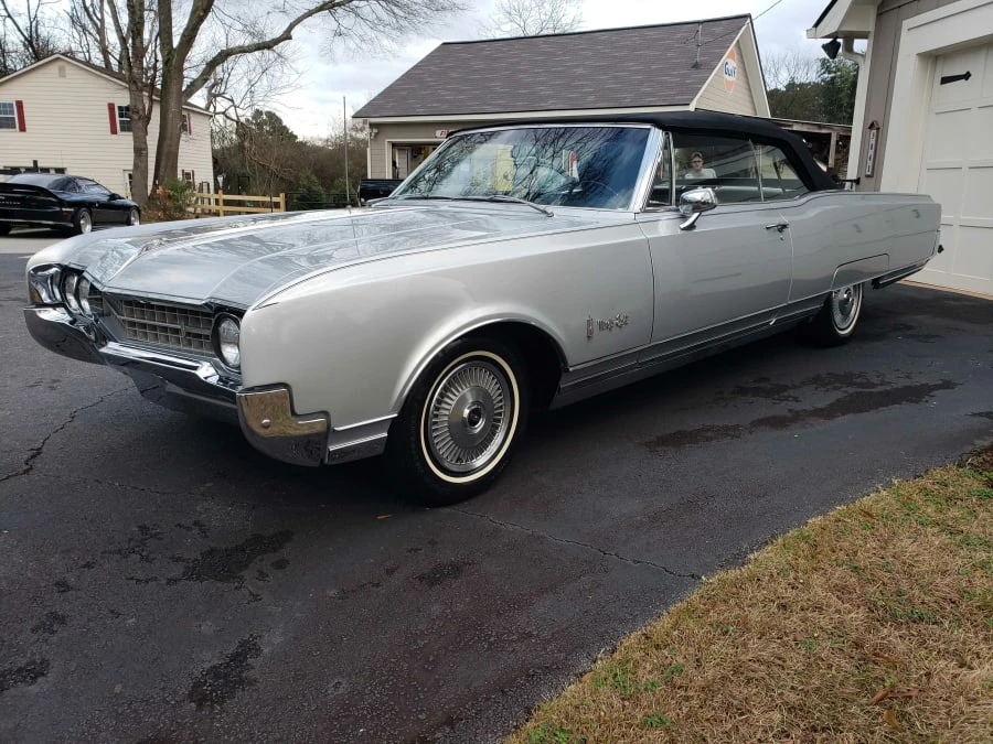 1966 Oldsmobile 98 - Image 26 of 31