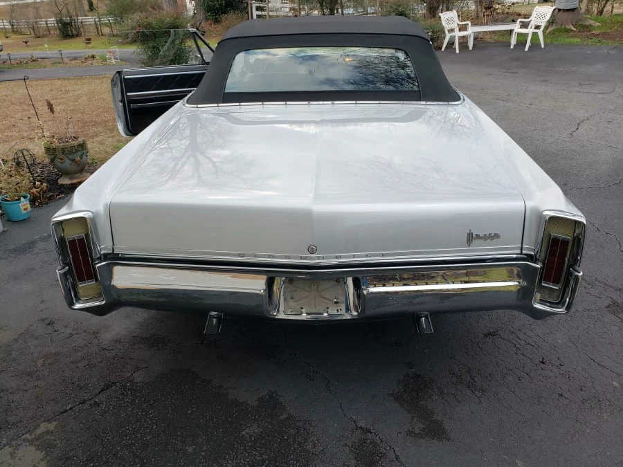 1966 Oldsmobile 98 - Image 30 of 31
