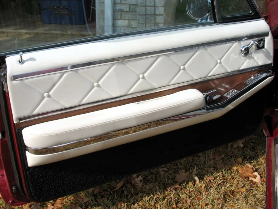 1966 Oldsmobile 98 - Image 5 of 12