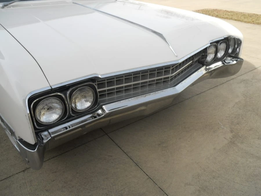 1966 Oldsmobile 98 - Image 8 of 8