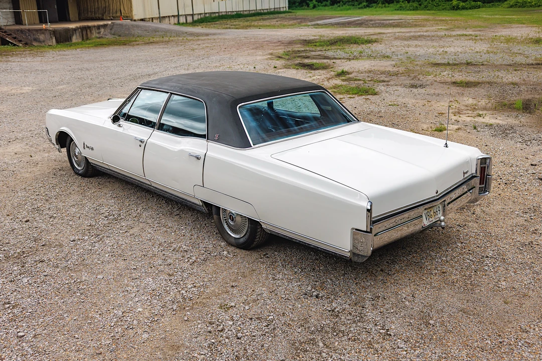 1966 Oldsmobile 98 - Image 5 of 31