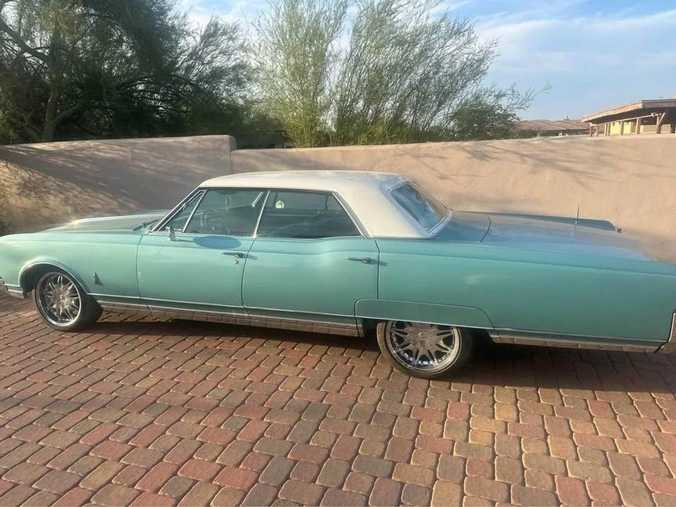 1966 Oldsmobile 98 - Image 3 of 6