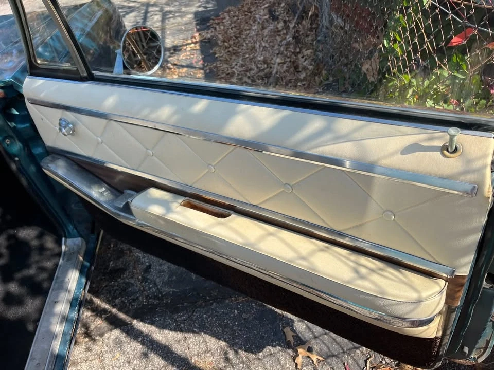 1966 Oldsmobile 98 - Image 16 of 19