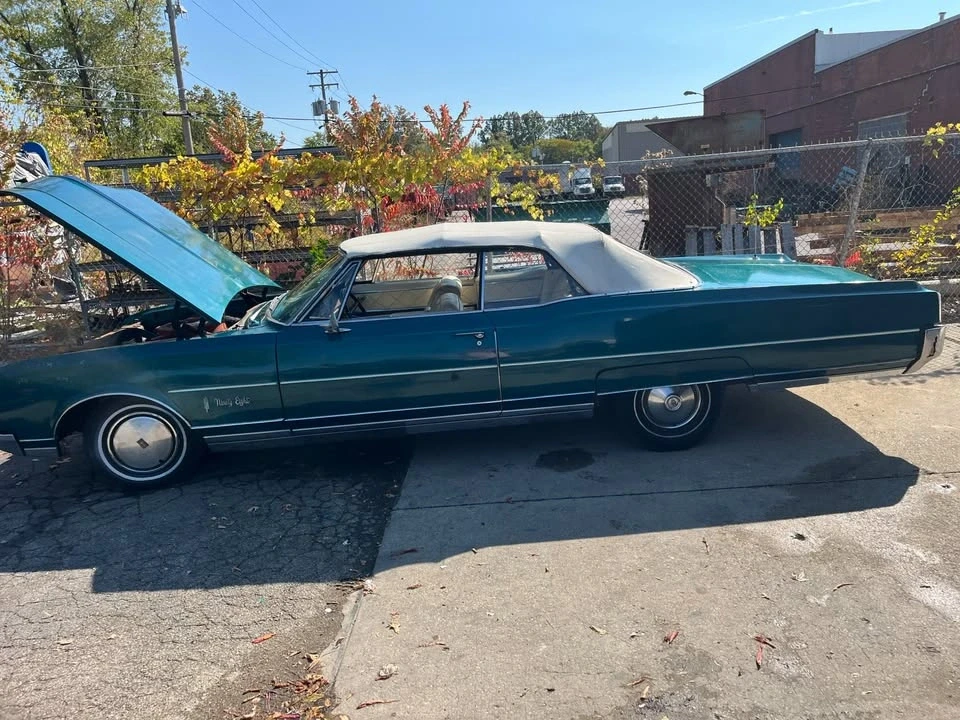1966 Oldsmobile 98 - Image 2 of 19