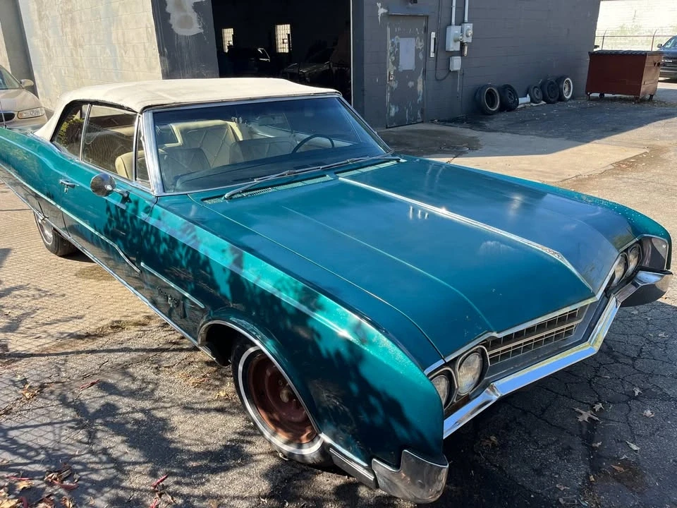 1966 Oldsmobile 98 - Image 5 of 19