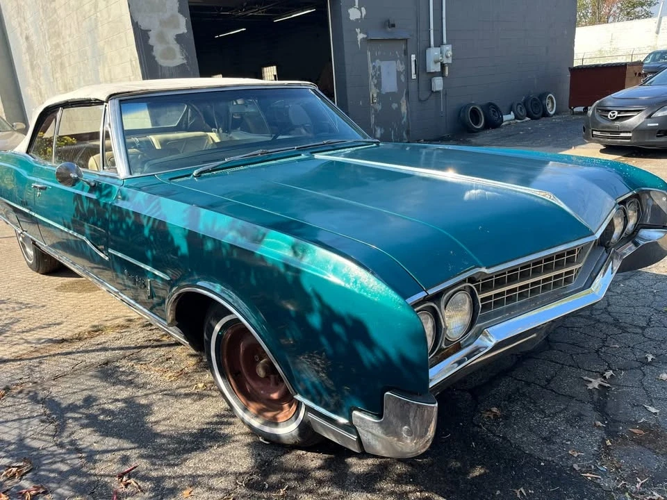 1966 Oldsmobile 98 - Image 10 of 19