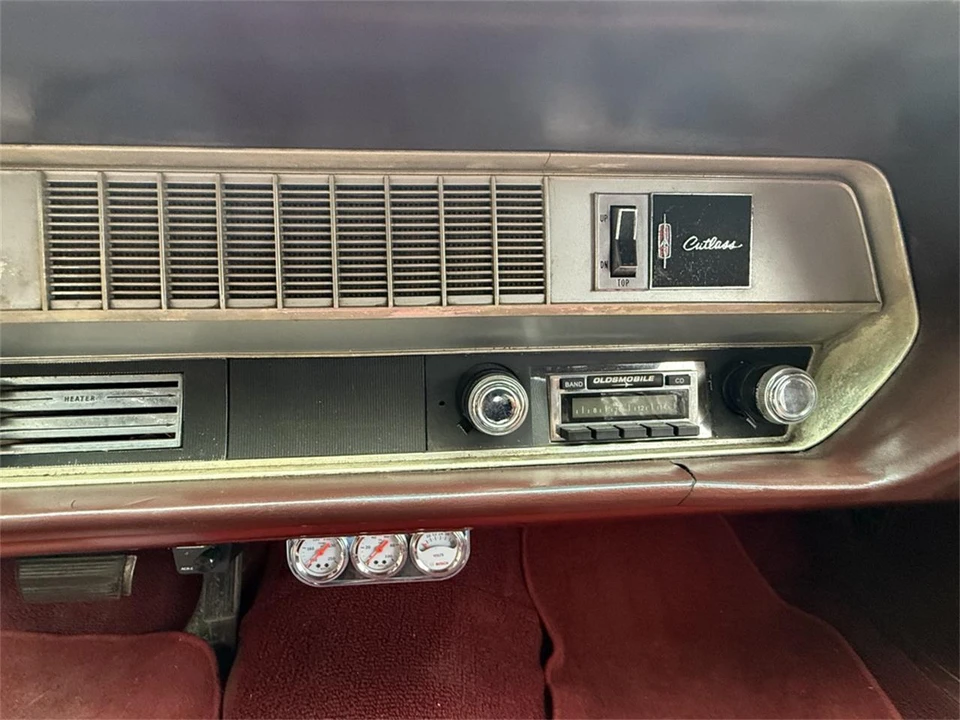 1966 Oldsmobile Cutlass 2nd Gen - Image 14 of 18