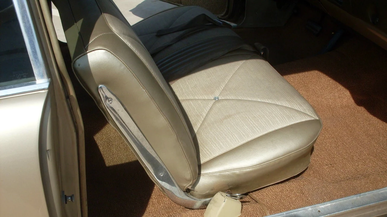 1966 Oldsmobile Cutlass 2nd Gen - Image 12 of 22