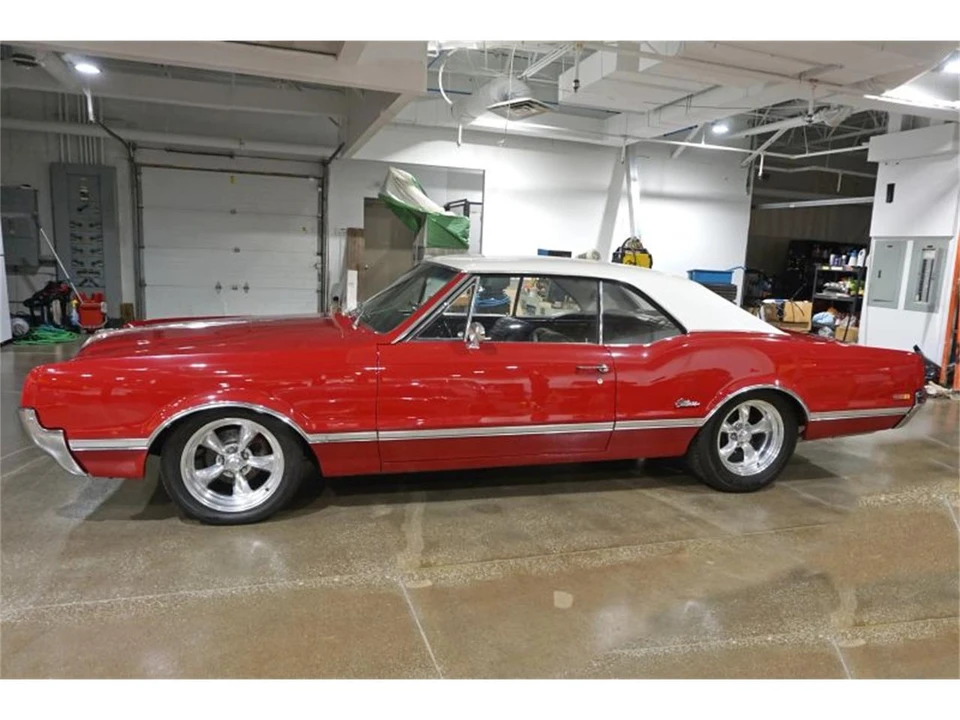 1966 Oldsmobile Cutlass 2nd Gen - Image 2 of 31