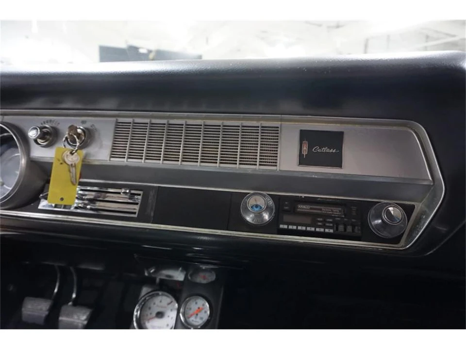 1966 Oldsmobile Cutlass 2nd Gen - Image 22 of 31