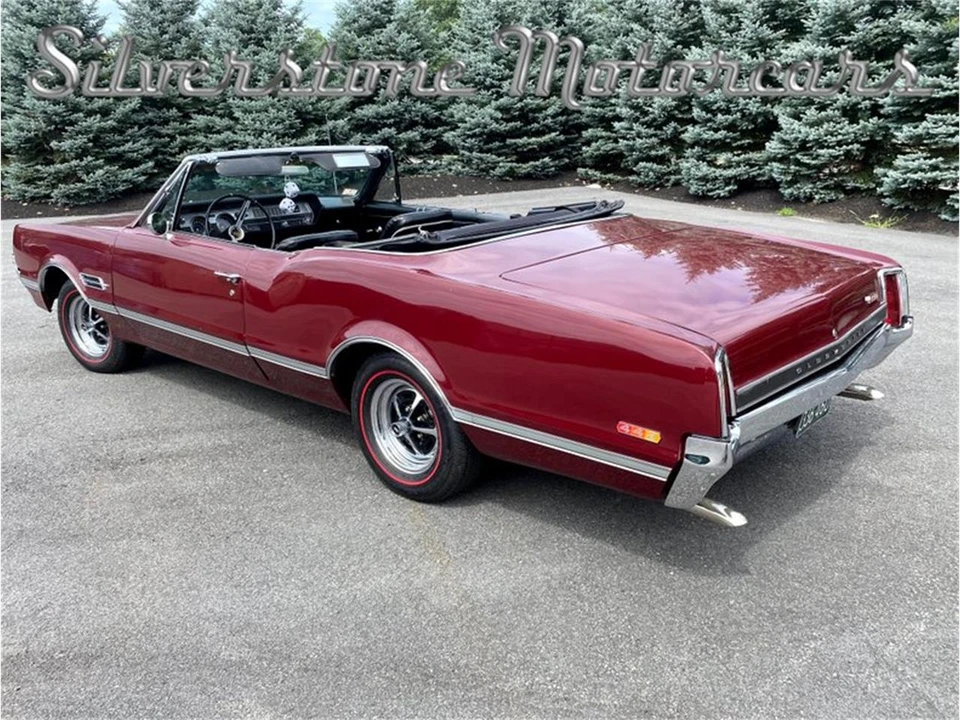 1966 Oldsmobile Cutlass 2nd Gen - Image 28 of 31
