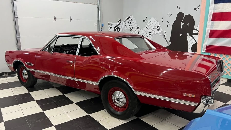 1966 Oldsmobile Cutlass 2nd Gen - Image 5 of 13