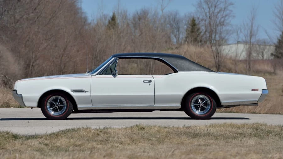 1966 Oldsmobile 442 1st Gen - Image 8 of 29